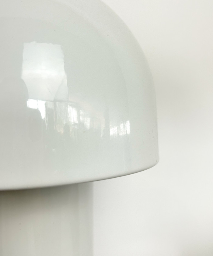 Настільна лампа Caplight white