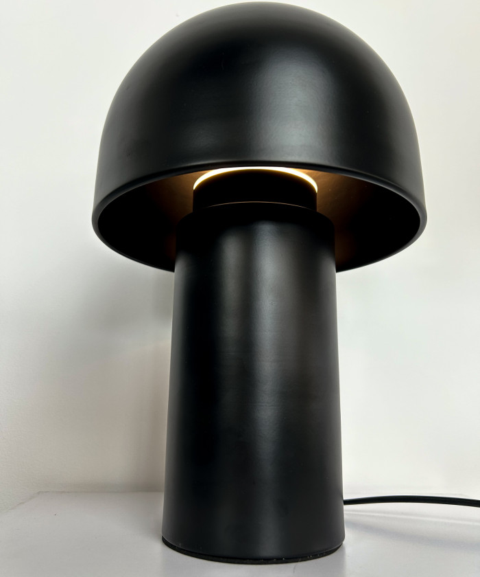 Настільна лампа Caplight black