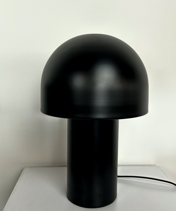 Настільна лампа Caplight black