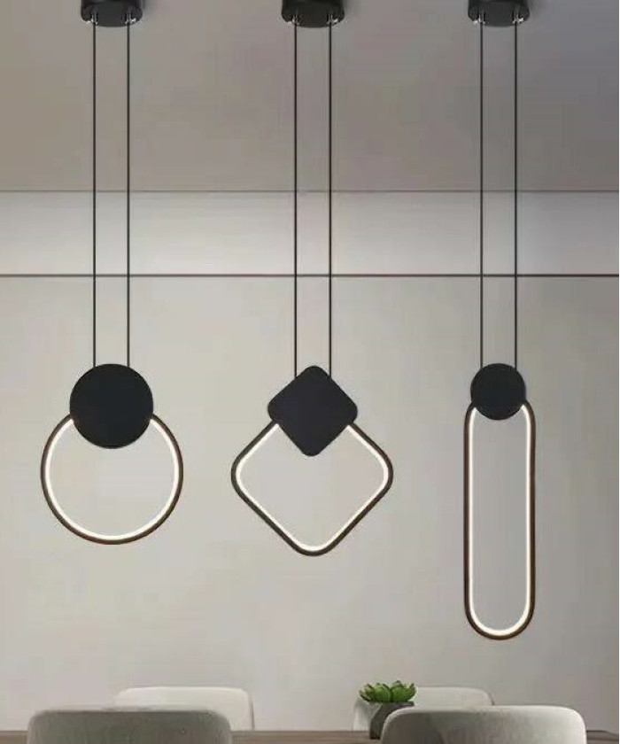 Geometric Black (Oval)